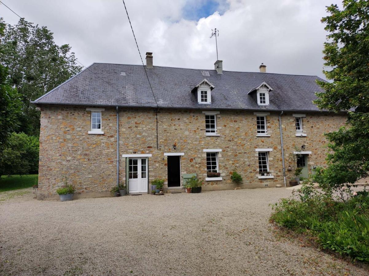 La Maison Des Tilleuls Saint-Germain-Sur-Seves Esterno foto